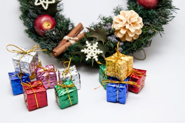 クリスマスプレゼントで嫁に3000円の予算で感激される贈り物は Geinou Blog