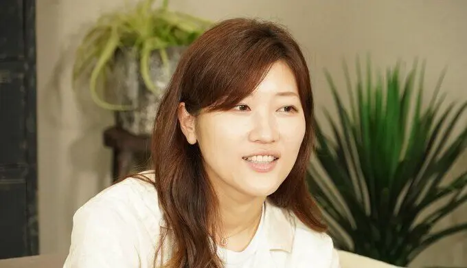 ヒコロヒーの本名は？なぜ非公開？実は韓国人や実家が住友財閥は本当？