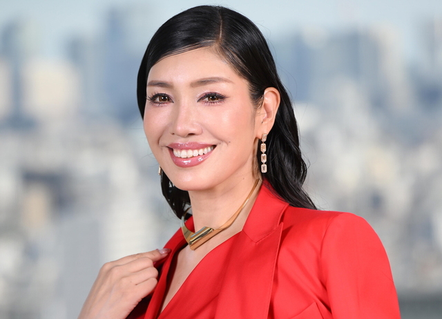 アンミカのすっぴんが美しすぎる！若い頃から美人だった？国籍は？